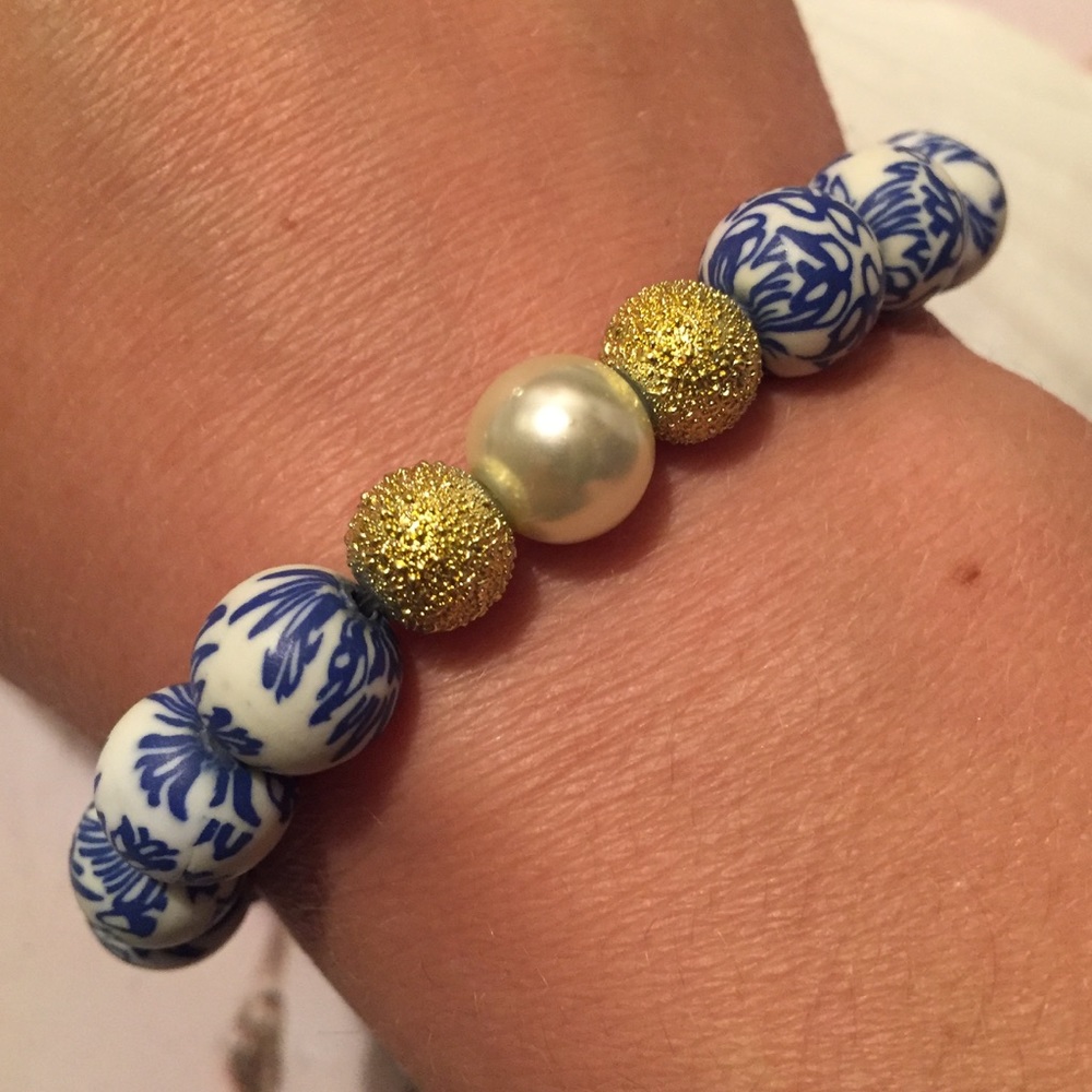 Blue China Elastic Bracelet